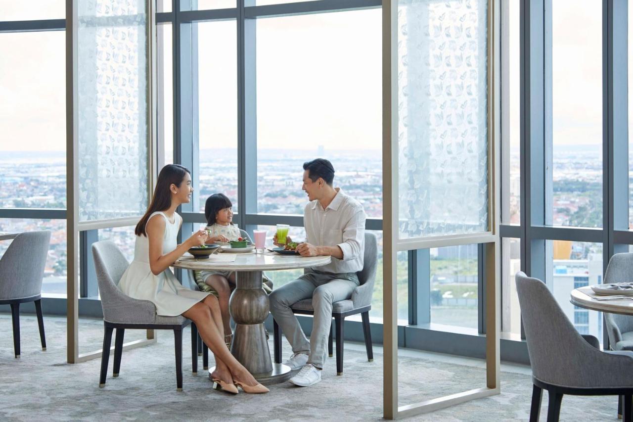מלון The Westin סוראבאיה מראה חיצוני תמונה