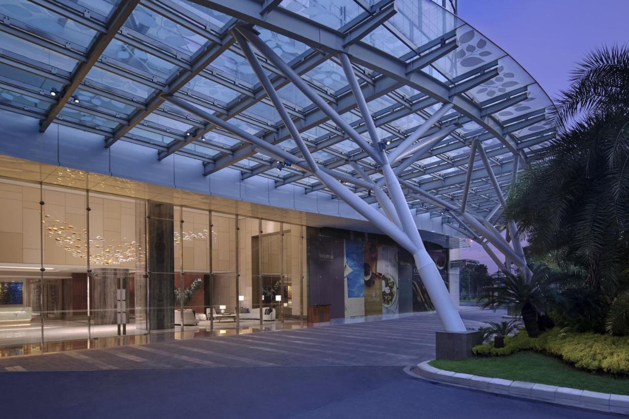 מלון The Westin סוראבאיה מראה חיצוני תמונה