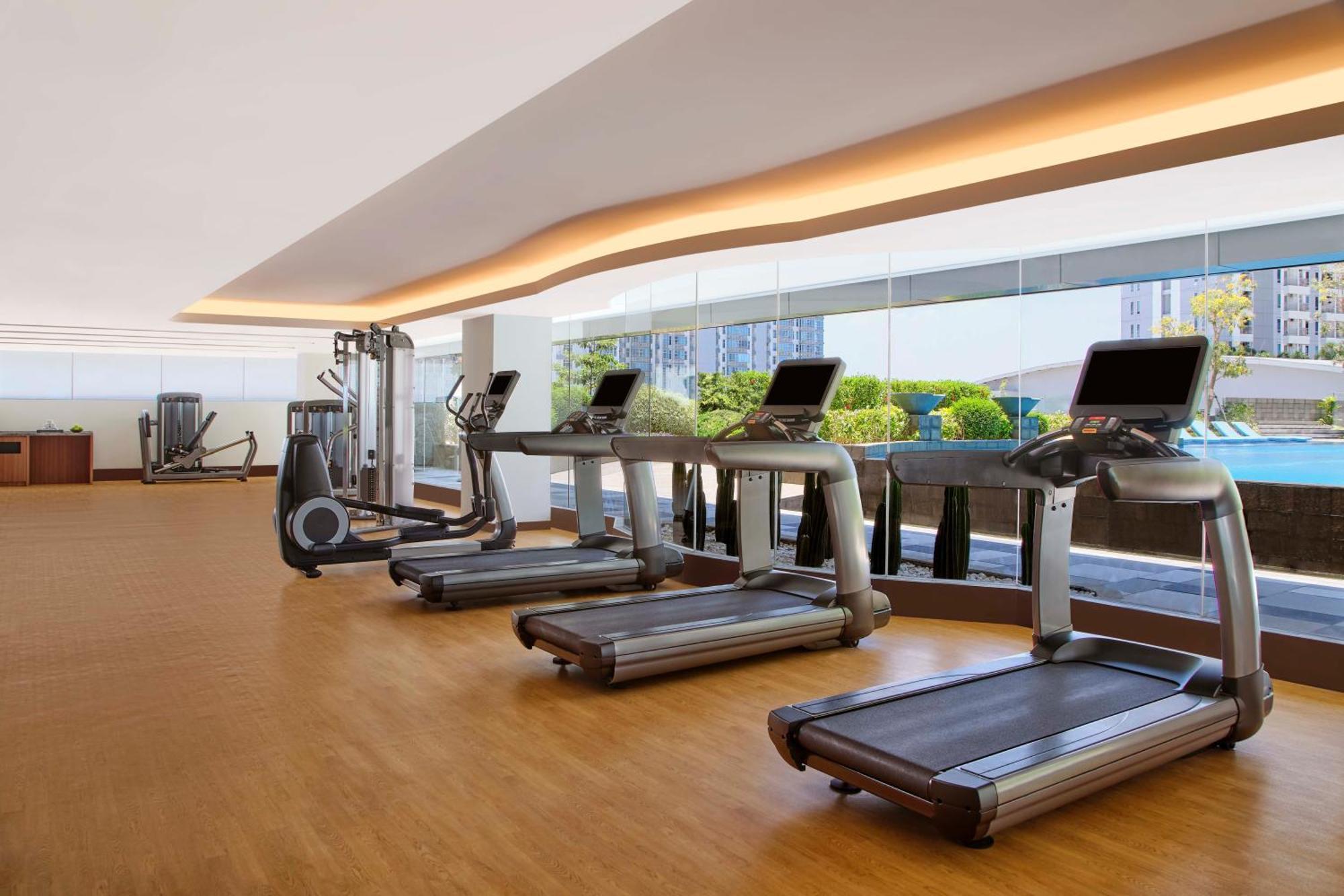 מלון The Westin סוראבאיה מראה חיצוני תמונה