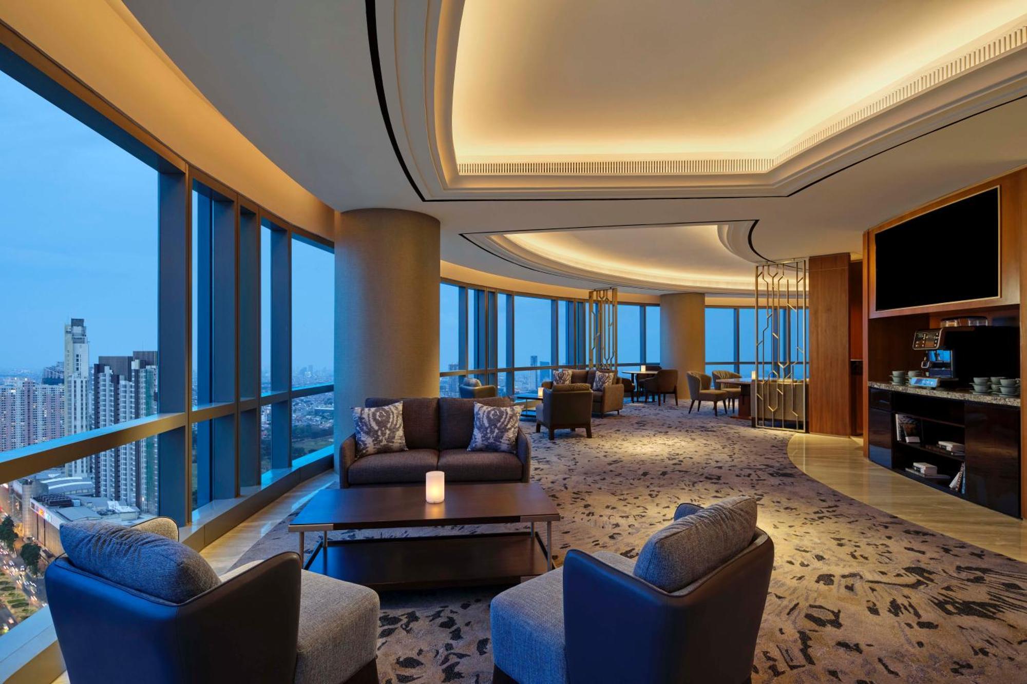 מלון The Westin סוראבאיה מראה חיצוני תמונה